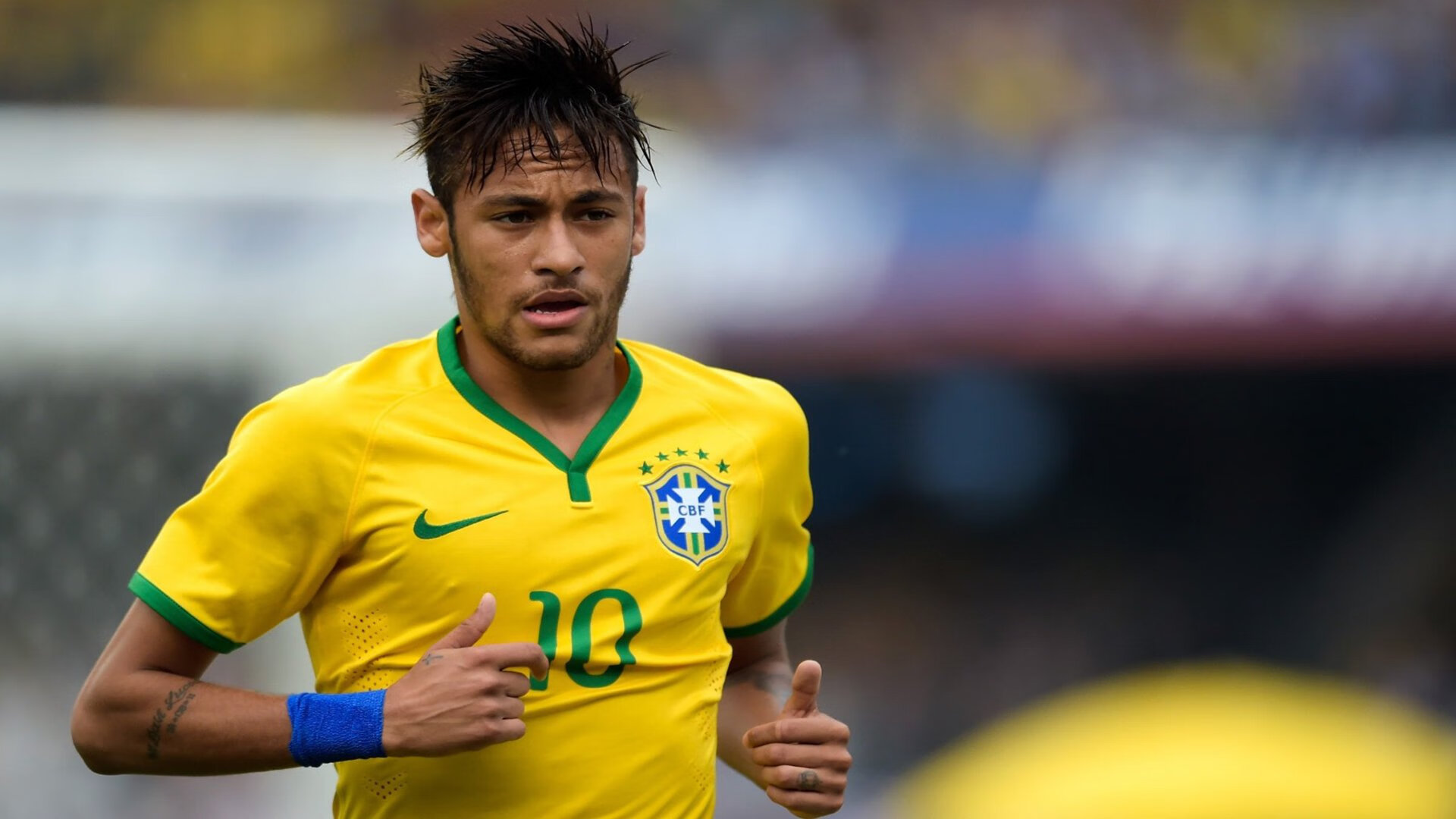 F1车手方向盘突失灵，极速生死瞬间却奇迹般掌控全场