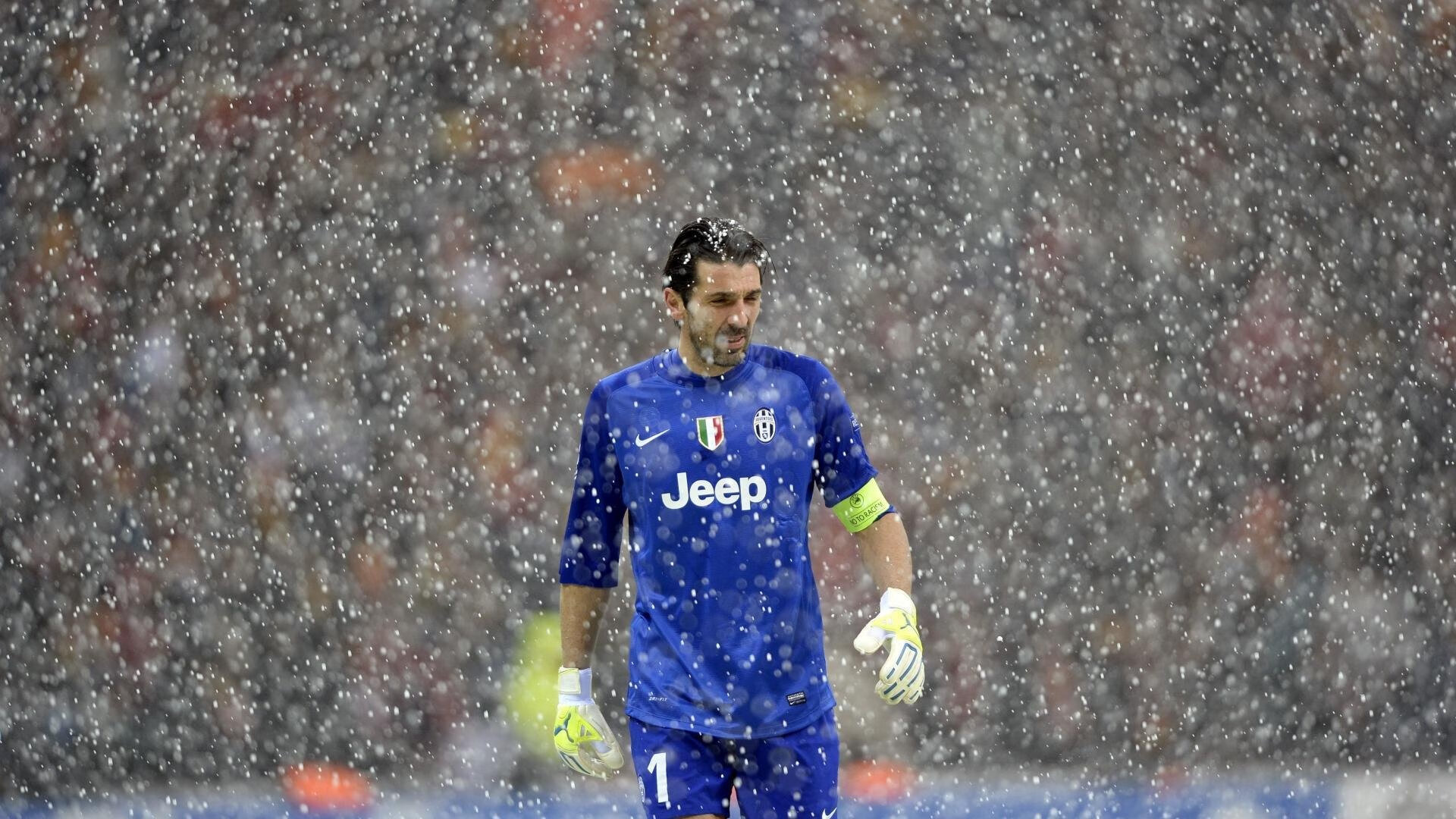 -乒乓球反拉闪电得分：掌控赛场的瞬间奇迹